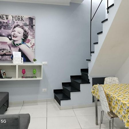 La Casa Di Gio Gio Appartement Catánia Buitenkant foto